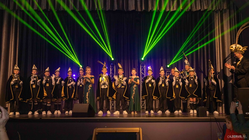 https://www.gentenarren.nl/write/Afbeeldingen1/Geledingen/2025/Foto jeugdraad 22-25.jpeg?preset=content
